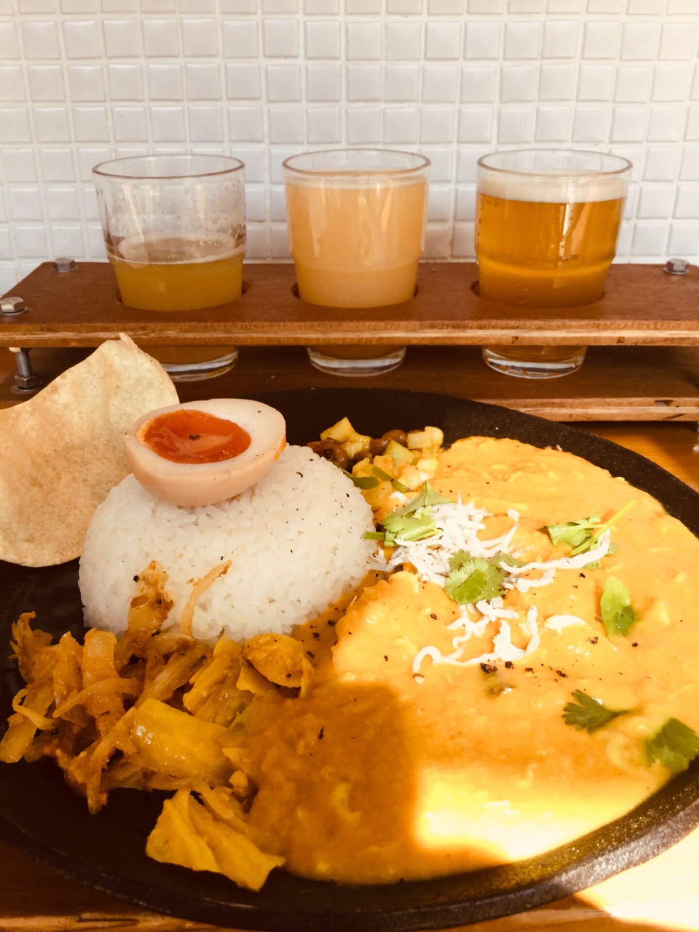 東京 高円寺 究極のカレーと至高のクラフトビールが対決するブルーパブ アンドビール はるばるビール 東京 高円寺 究極のカレーと至高のクラフトビールが対決するブルーパブ アンドビール はるばるビール